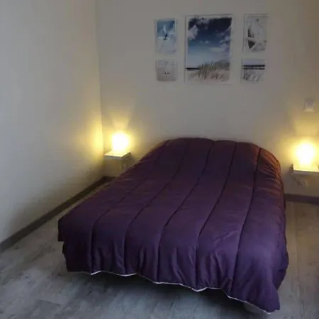 Spacieux Avec Terrasse Pour 4 Personnes A - Api-1-52-566 مكان تخييم سان جوليان-أون-بورن