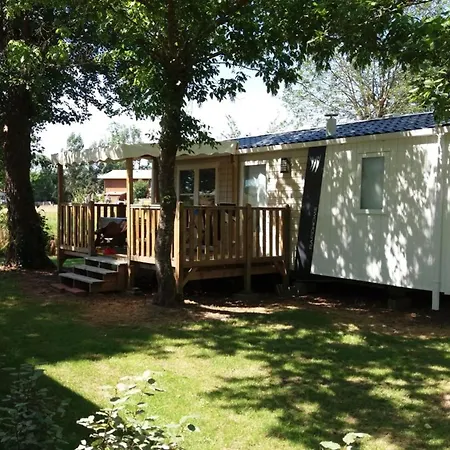 Campingplads Spacieux Avec Terrasse Pour 4 Personnes A - Api-1-52-566 *